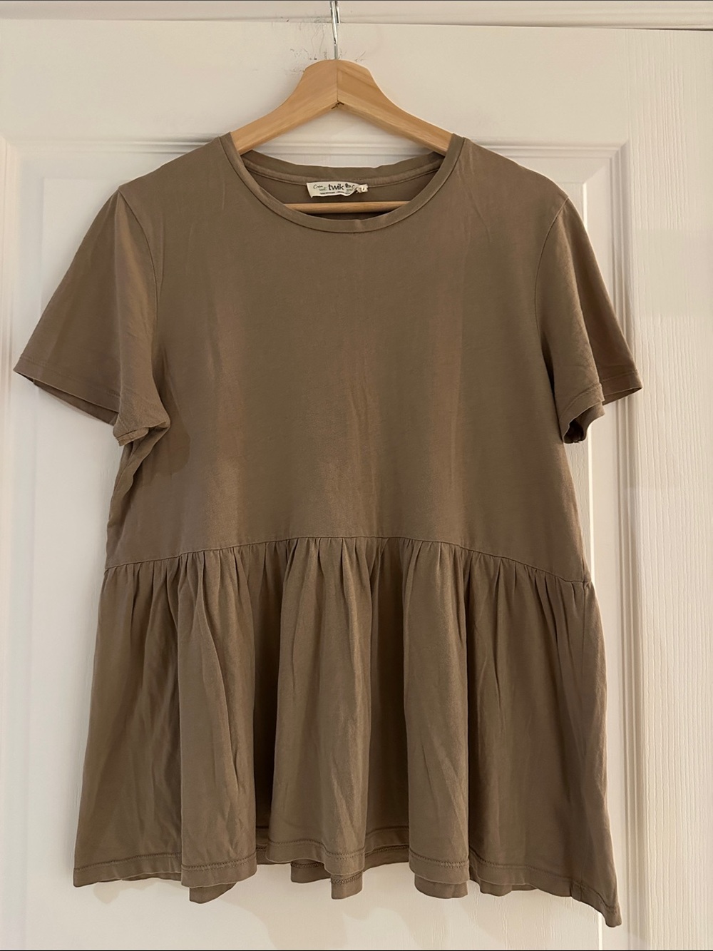 Twik Organic Cotton Peplum T-Shirt – Size Medium